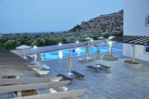 Daniel Luxury Apartments - Basseng