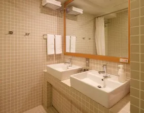 Sutton Place Hotel Ueno - Bathroom