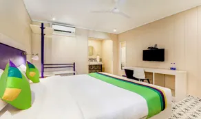 Treebo Morjim Banyan Resort with Swimming Pool - Zimmer