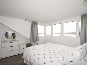 The Summerhouse - Room
