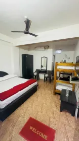 Hotel GANANJAYA - Chambre