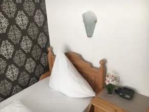 Hotel und Restaurant -Gasthaus Zur Pfalz - Quarto