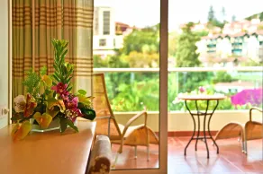 Pestana Carlton Madeira Ocean Resort Hotel - Vue de la chambre