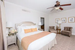 Warwick Melrose Hotel - Chambre