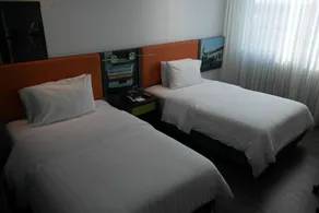 Hampton by Hilton Barranquilla - Room