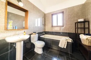 Villa Malibu - Bathroom
