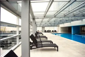 Hilton Mendoza - Piscina