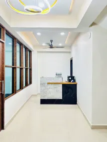 Hotel Prime Residency - just 400m from airport - Hall