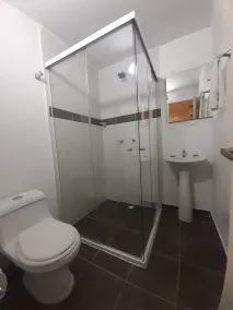 Primavera Hotel - Bathroom