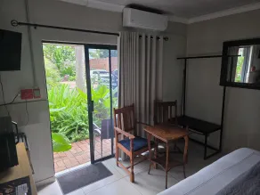 Waterfront Guest House - Rum
