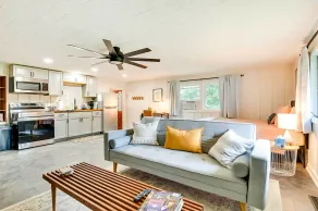 Modern Studio < 13 Mi to Saratoga Racetrack! - Innenbereich