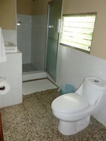Hotel Tikal Inn - Bathroom