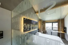 Star Lodge Hotels Utrecht - Room