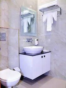 Hotel Tulsi Grand Inn  - Chambre