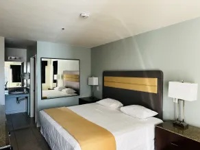 Casa Blanca Hotel - Cypress, Buena Park - Chambre