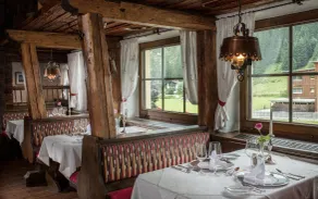 Hotel Höhlenstein - Restaurang