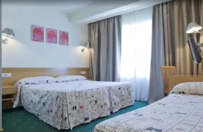 Hotel Zaragoza Plaza - Chambre