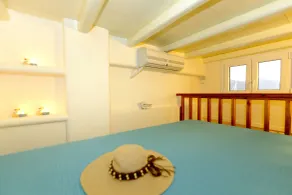 Tsakanos Traditional Sirma - Rum