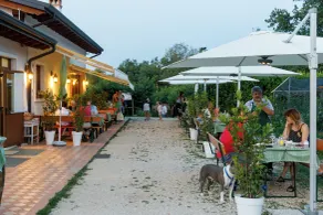 Agriturismo Agricamping GARDA NATURA - Restaurang