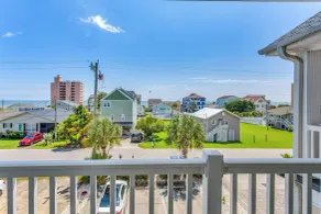 Cozy North Myrtle Beach Townhome: Walk to Seaside! - Intérieur