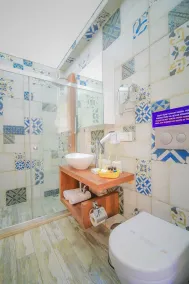 Micel Otel Alacati - Bathroom