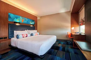 Aloft by Marriott Cleveland Airport - Chambre