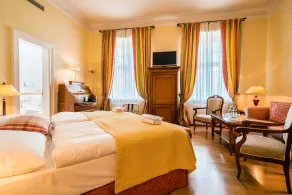Deidesheimer Hof - Chambre