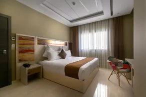 Madaure - Room