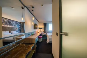 FourSide Hotel Salzburg Messe, Trademark Collection by Wyndham - Chambre