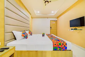 FabHotel Prime Veeraj Suites- Nr Skyview10, Lumbini Avenue, Gachibowli - Room