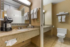 Best Western Plus Placerville Inn - Room