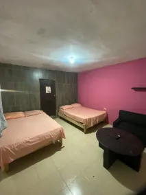 HOTEL Y PIZZERIA CASA INN - Habitación