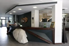 Local Stay Hotel, BW Signature Collection - Rezeption