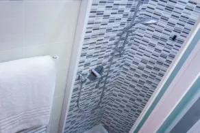 Twelve Hotel - Bad