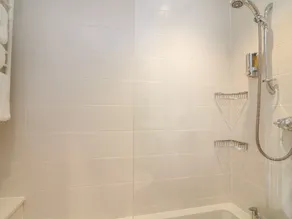 Poppy Cottage - Bathroom