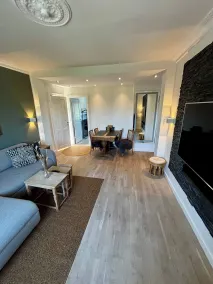 Beautiful and bright apartment in central location - Opholdsområde