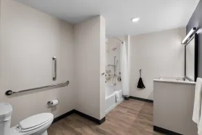 Everhome Suites Bastrop by Choice Hotels - Bad
