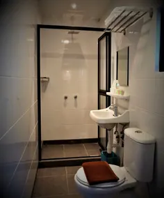 HOTEL LONGHOUSE - Bathroom