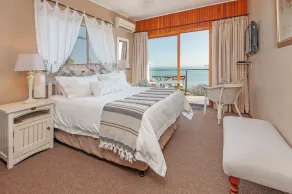 18 On Kloof Guest House - Room