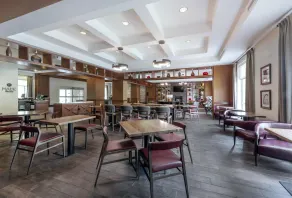DoubleTree by Hilton Raleigh - Cary - Restaurant