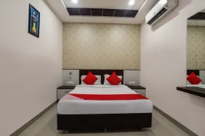Hotel O Ssr Luxury Rooms - Habitación