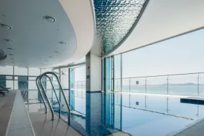 WAVEM HOTEL west - Piscina