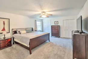 Spacious Getaway w/ Heated Private Pool! - Interior