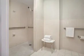 Days Inn by Wyndham Reading Wyomissing - Salle de bain