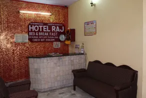 Hotel Raj Bed & Breakfast - Reception