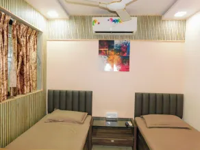 Hotel Nest In - Room