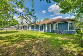 Family Getaway w/ Fenced Yard in Orange Park! - Interiør