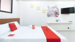 RedDoorz near Pasay Taft - Room