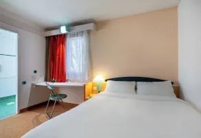 B&B HOTEL Blois Nord Vallée Maillard - Room