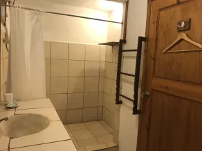 Agréable appartement de vacances convivial et familial avec piscine | Avec animaux admis - Salle de bain